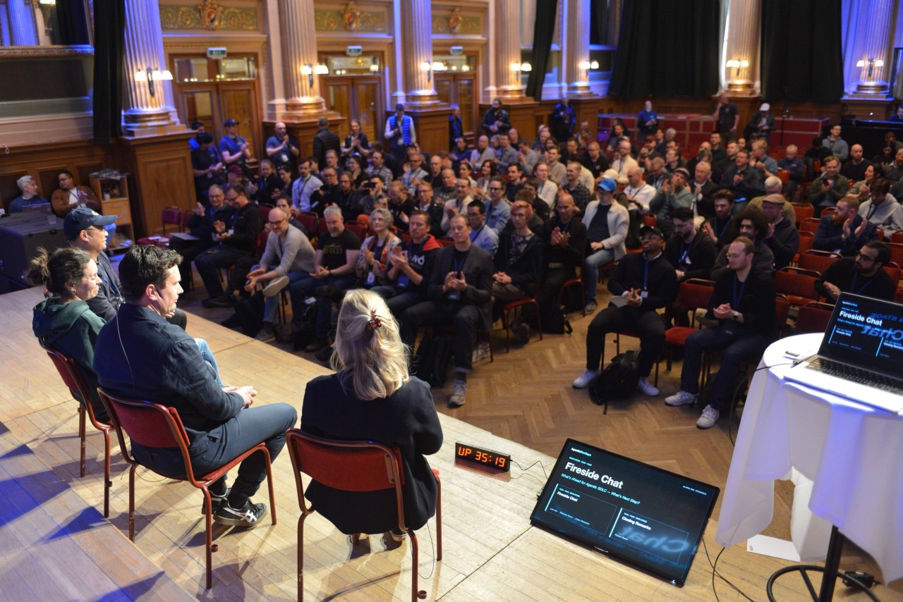 Audience view of the Fireside Chat session at AgenticDevDays 2026